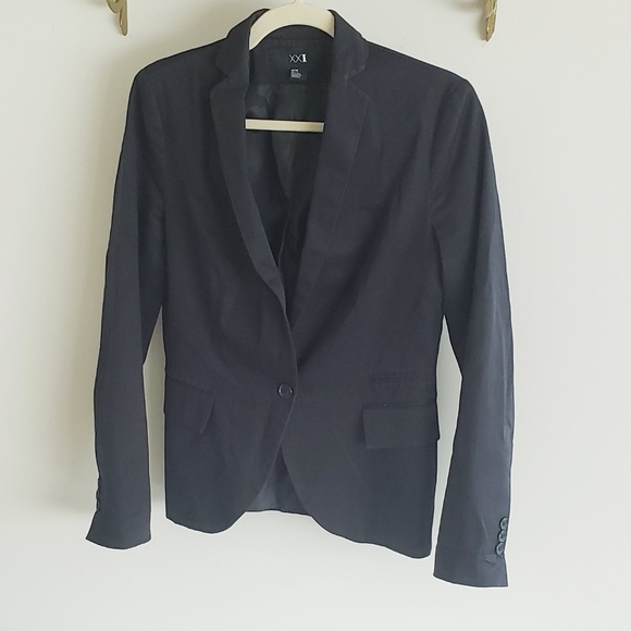 Forever 21 Black Blazer - Picture 1 of 2